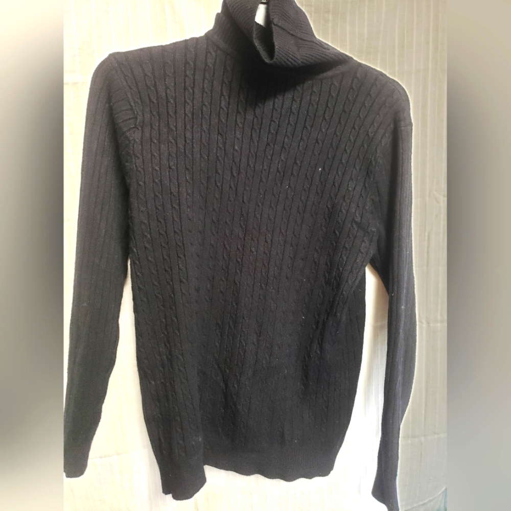 Woman turtle-neck sweater